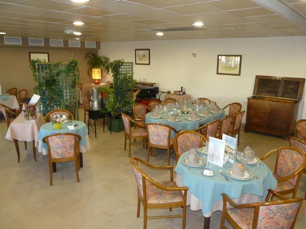***  Hotel Le Chatard Sarcey Frankreich